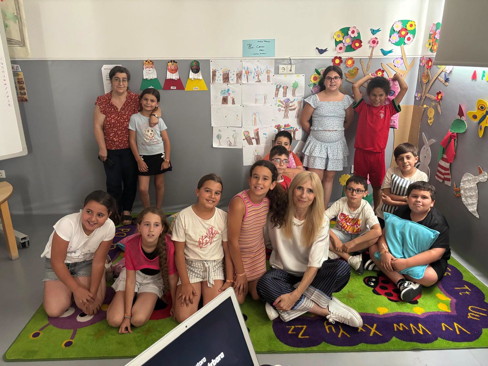 O Centro escolar de Penedono teve o prazer de receber a escritora Maria Elisabete da Silva Bárbara